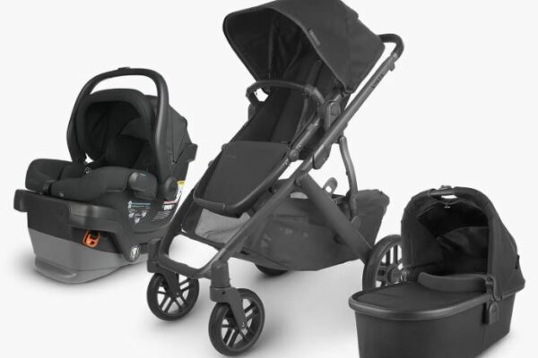 UPPAbaby Vista V2 Travel System with Mesa V2 car seat and bassinette